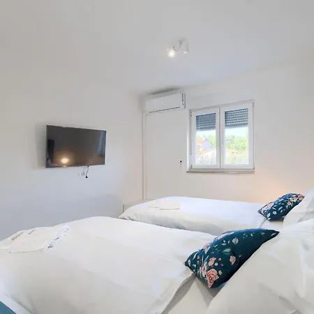 Villa Casa Carblanc - Novigrad, Istria *