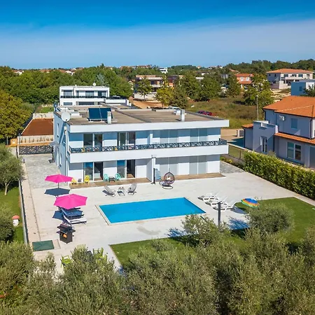 Vila Casa Carblanc - Novigrad, Istria Buzinija